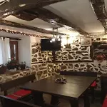 维塔诺瓦宾馆 *