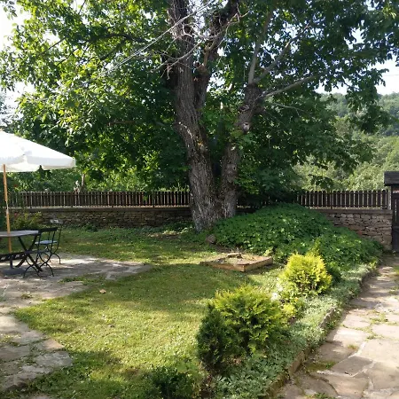 Πανσιόν Vitanova *